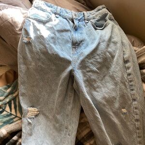 Cute distressed baggy pants size 4 36 eur 8 uk 40 never worn light blue Jeans